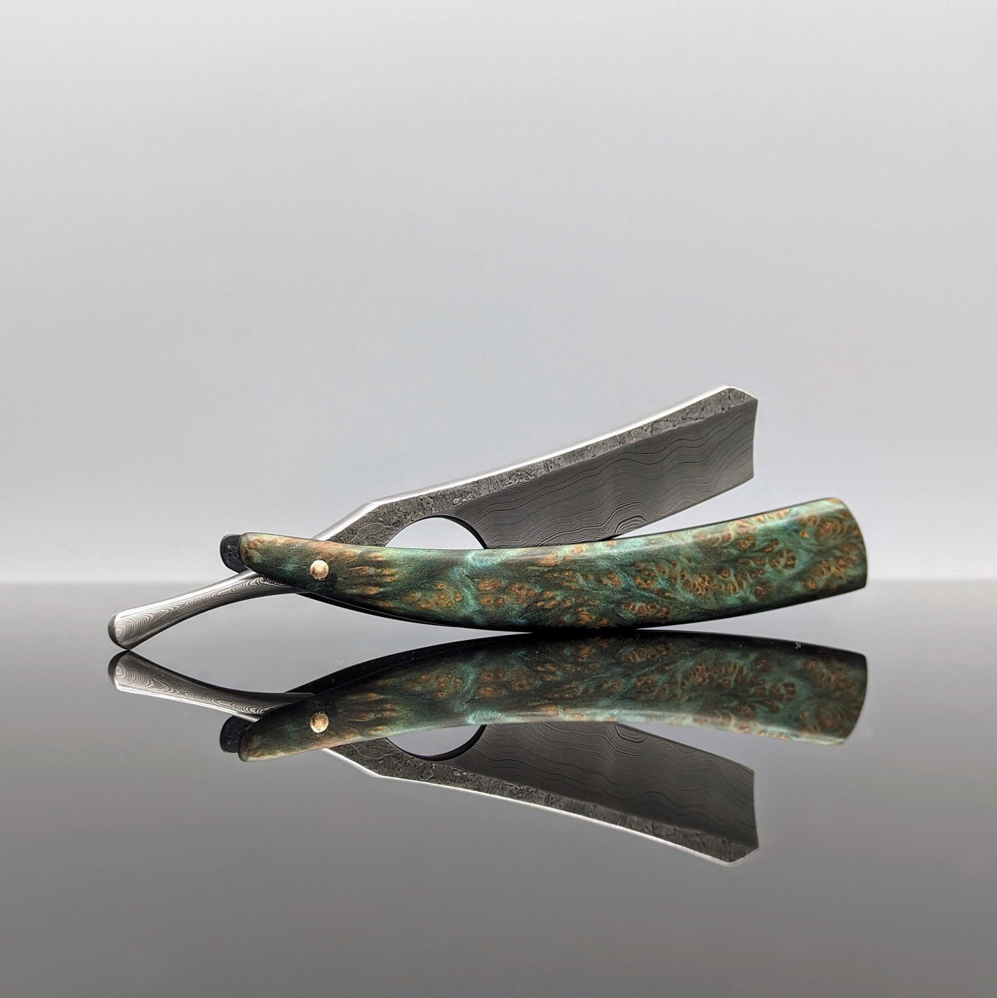 6/8 Damascus Straight Razor | Handmade shaving products-KWB Knives