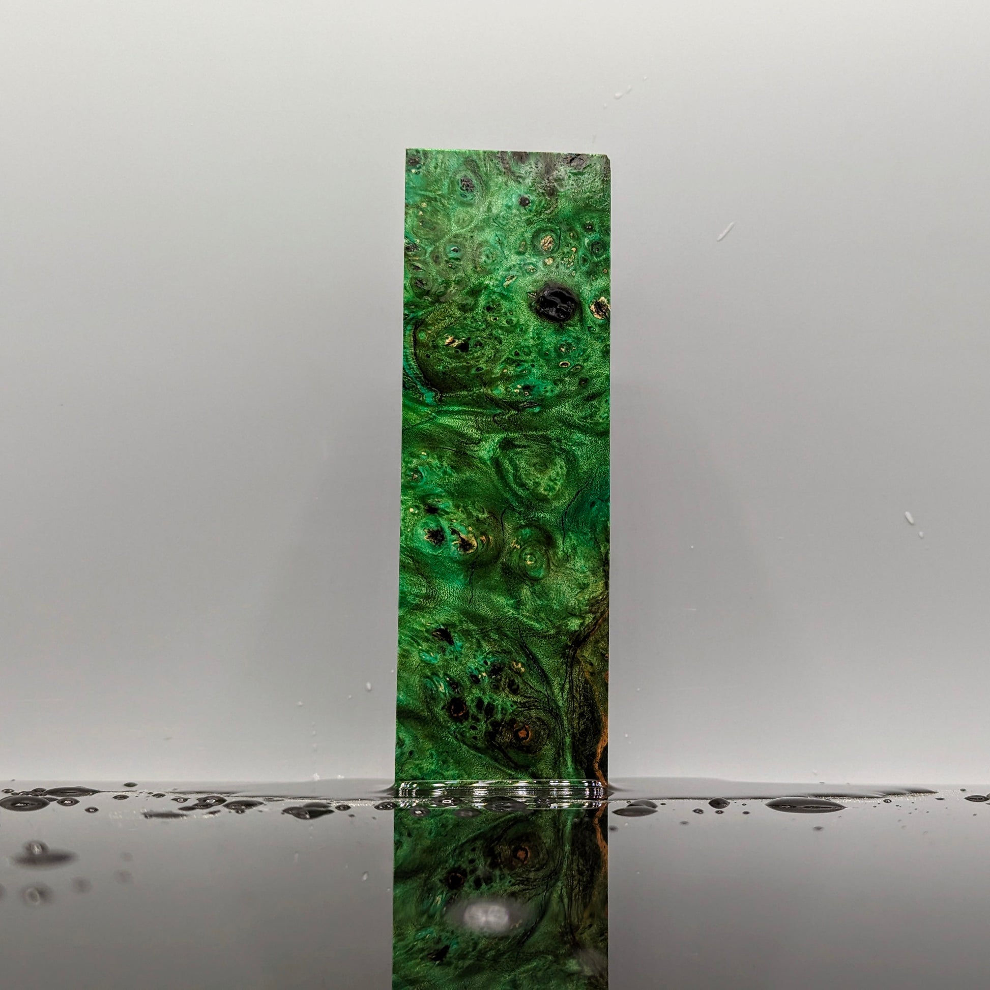 Green Stabilised Chestnut Burr Handle Block-KWB Knives