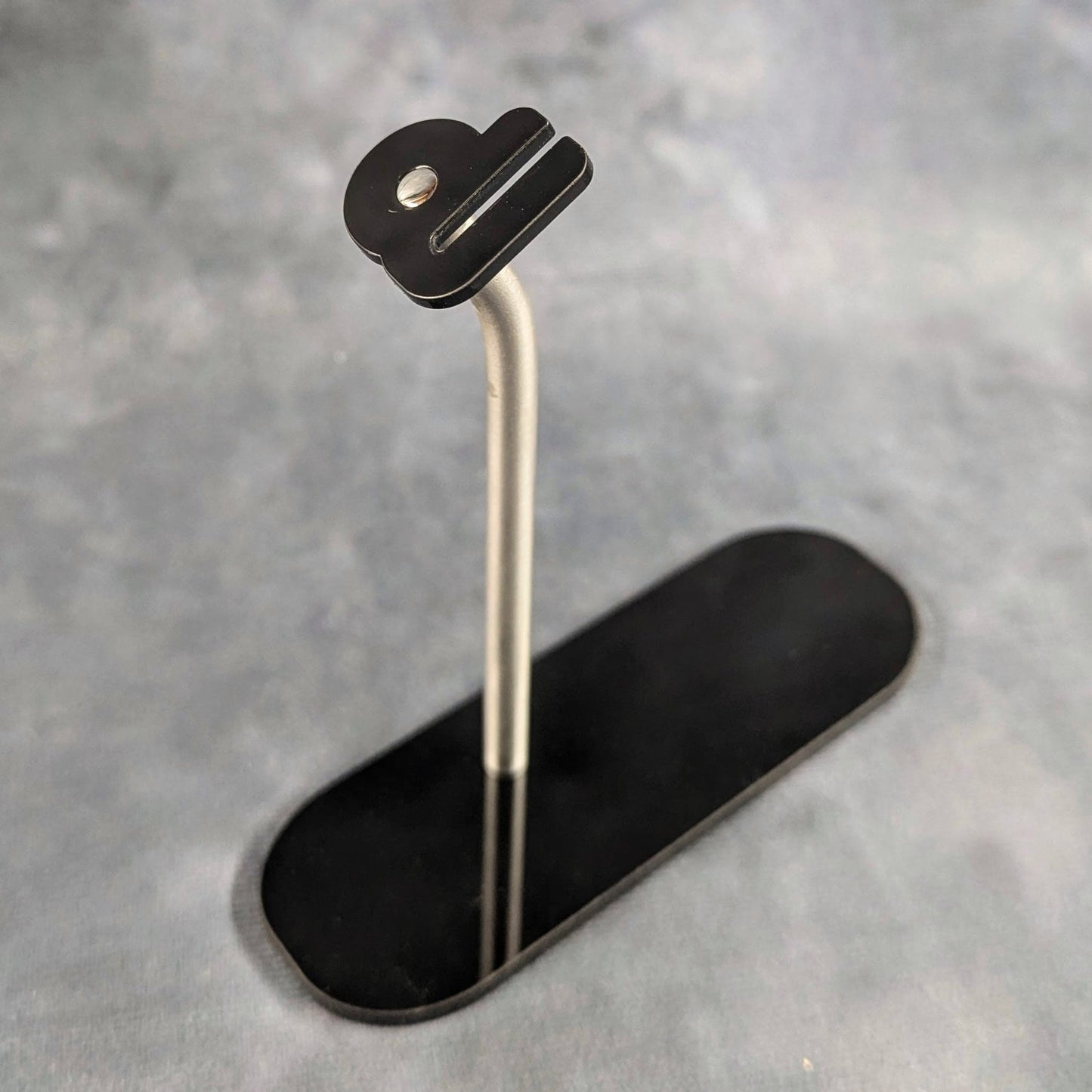 Knife display stand-KWB Knives