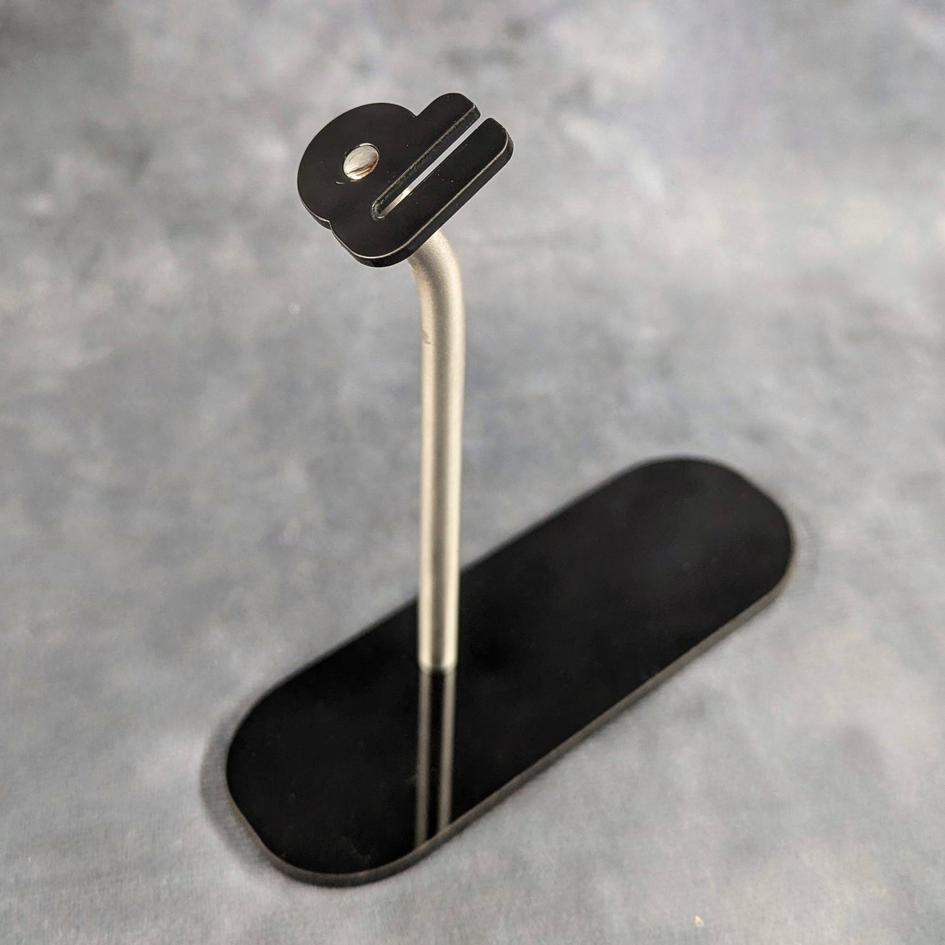 Knife display stand-KWB Knives
